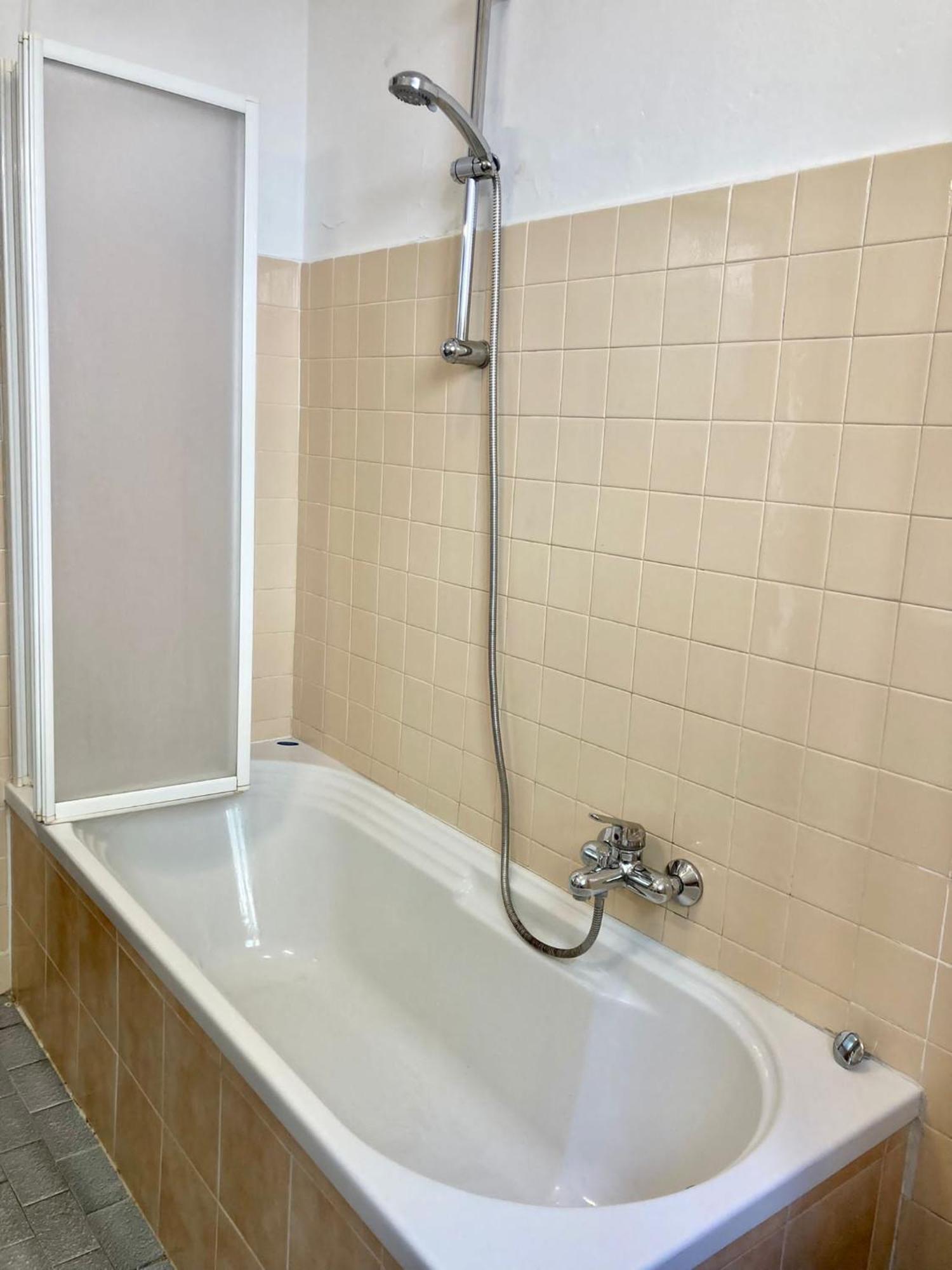 Casa Amelia Apartment Gargnano Bilik gambar