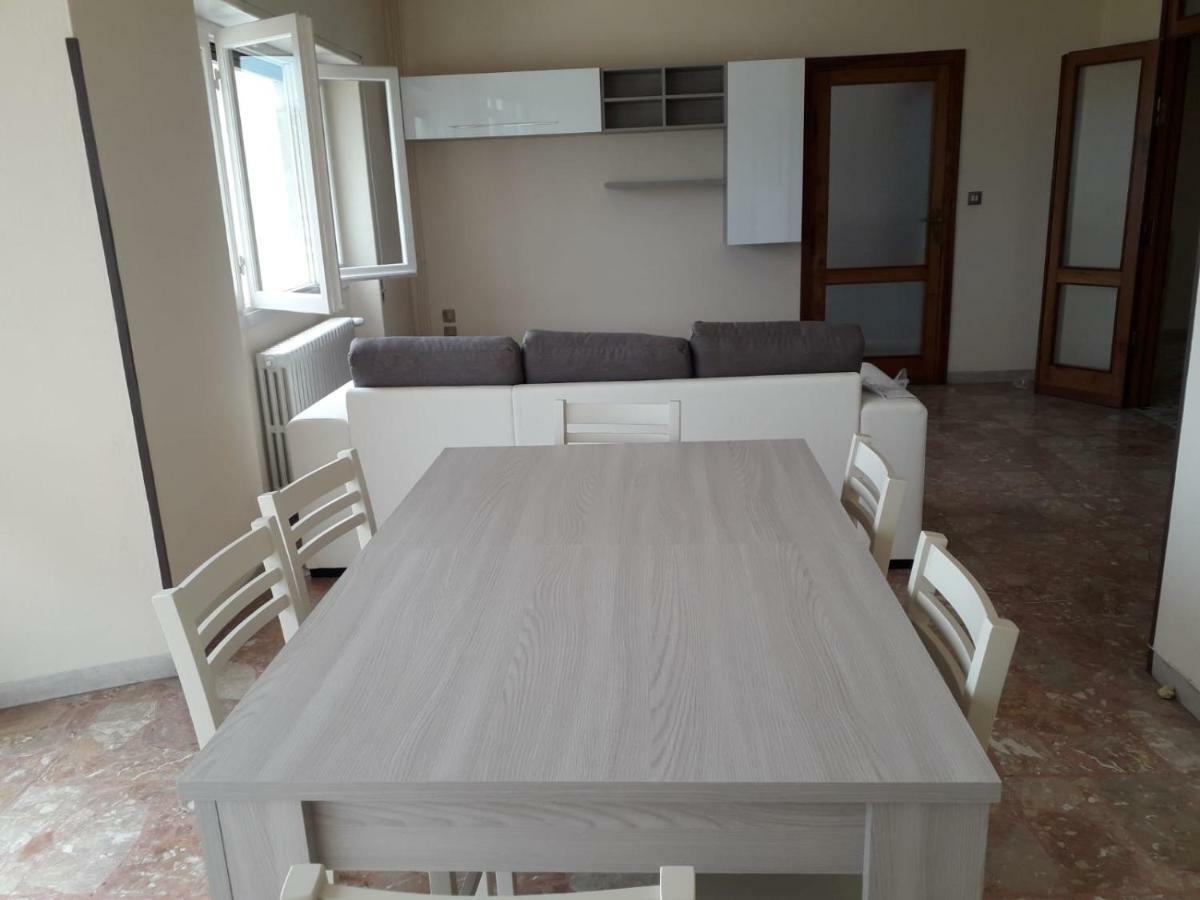 Casa Amelia Apartment Gargnano Luaran gambar