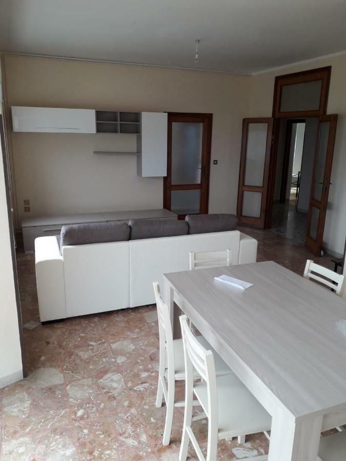 Casa Amelia Apartment Gargnano Luaran gambar